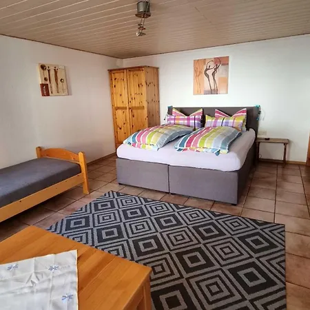 Pansiyon Gaestehaus Gravell Rust